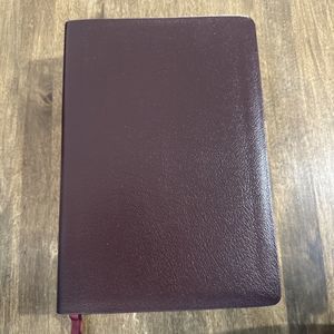 BIBLIA DE ESTUDIO DEL EXPOSITOR DE JIMMY SWAGGART PIEL DE CUERO VINO
